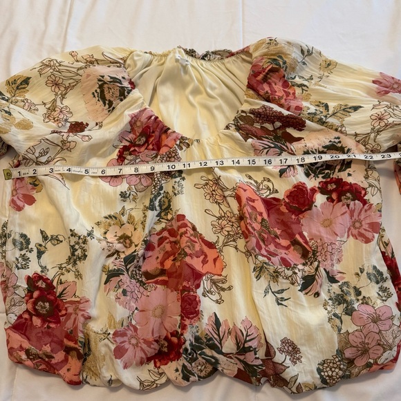 Maurices Floral Blouse Size Large - NWOT - Picture 6 of 7